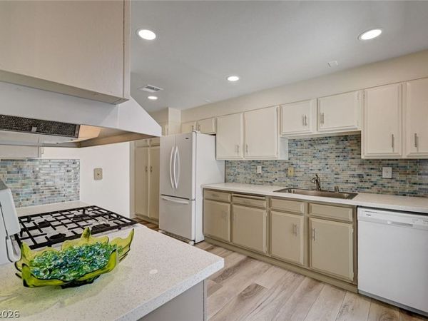 3141 Arville Street , Las Vegas, NV 89102