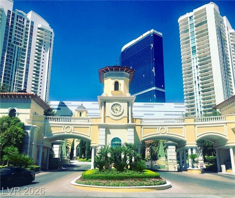 2747 Paradise Road, Unit 1403, Las Vegas, NV 89109 Main Photo