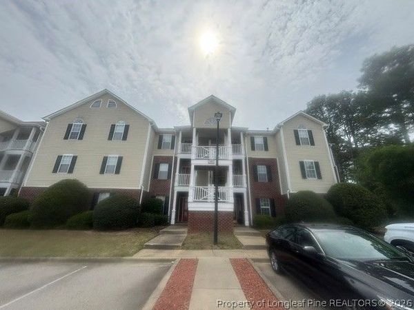 380 Bubble Creek Court, Unit 8, Fayetteville, NC 28311