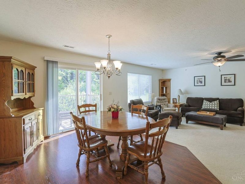 1296 Shadowood Trail, Maineville, OH 45039 Photo 11