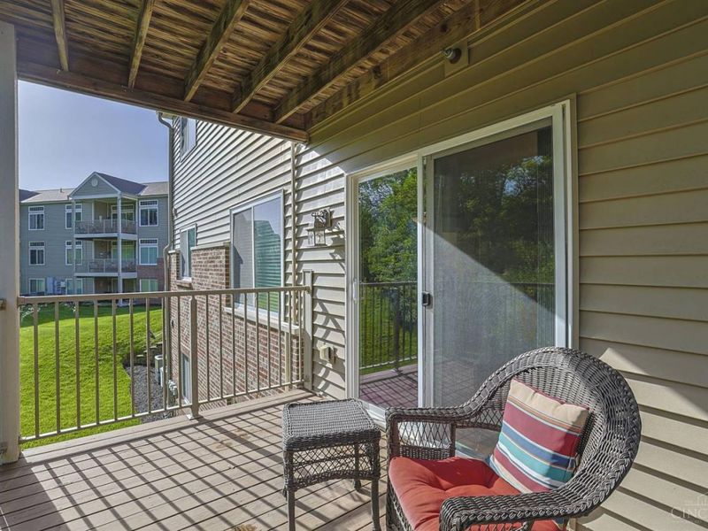 1296 Shadowood Trail, Maineville, OH 45039 Photo 28