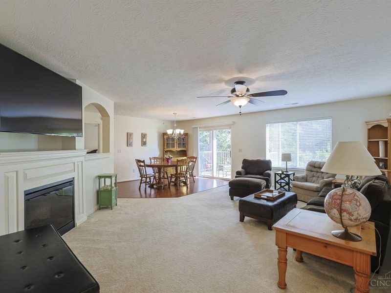 1296 Shadowood Trail, Maineville, OH 45039 Photo 7