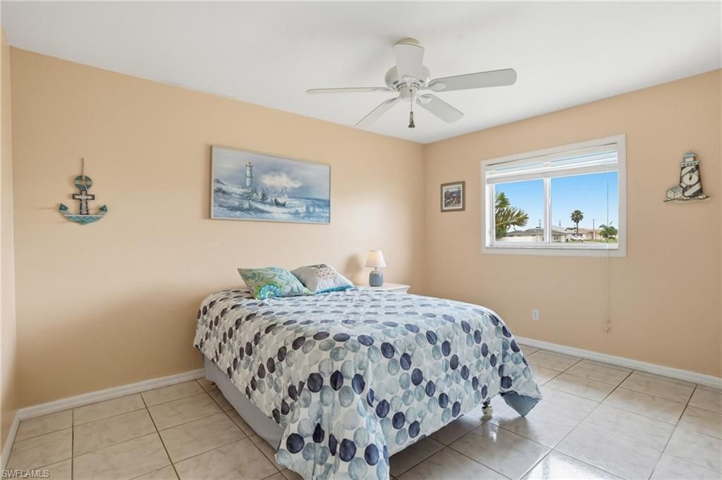 919 NE 18th Ter, Cape Coral, FL 33909 Photo