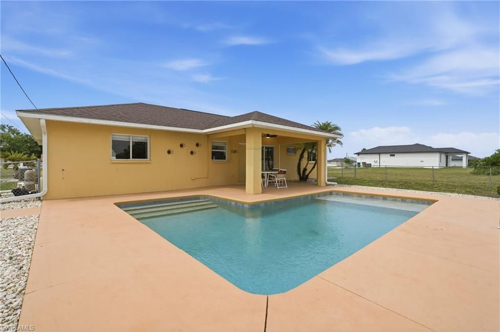 919 NE 18th Ter, Cape Coral, FL 33909 Photo