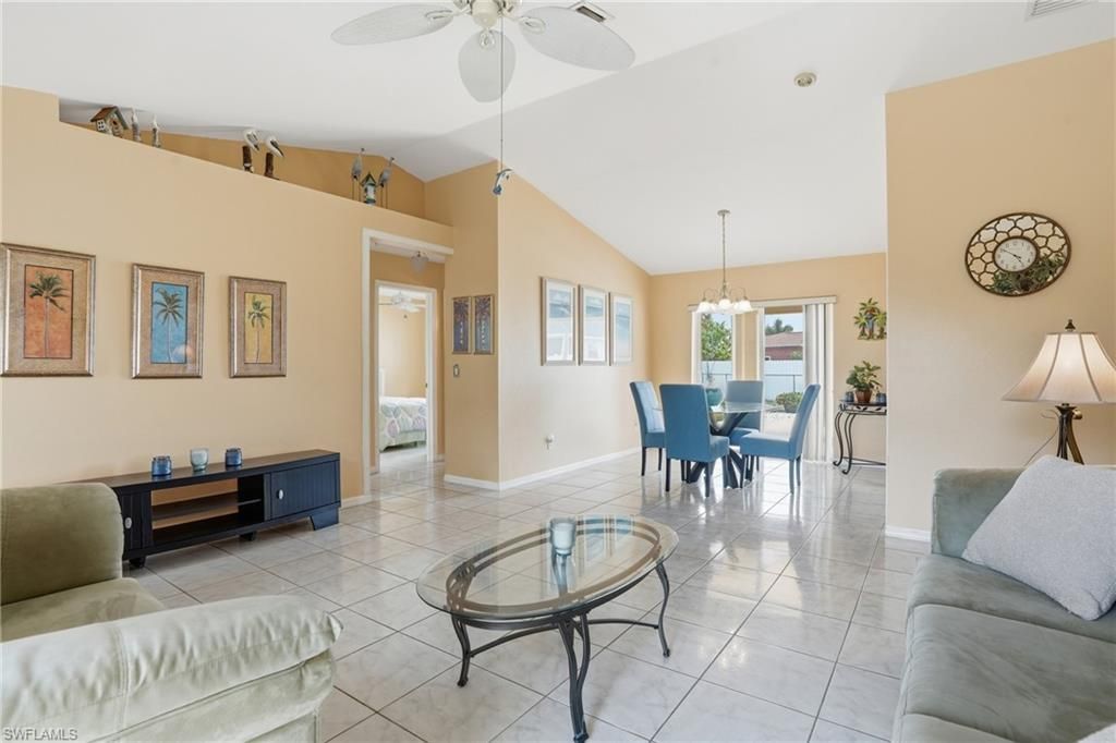 919 NE 18th Ter, Cape Coral, FL 33909 Photo