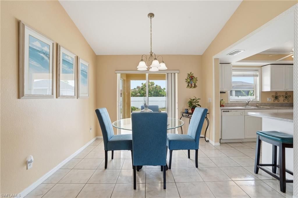 919 NE 18th Ter, Cape Coral, FL 33909 Photo