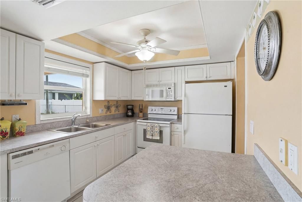 919 NE 18th Ter, Cape Coral, FL 33909 Photo