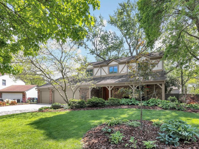 2411 Sovron Court, Dublin, OH 43016 Photo 3