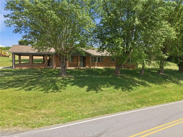 954 Parsonsville Road , Purlear, NC 28665