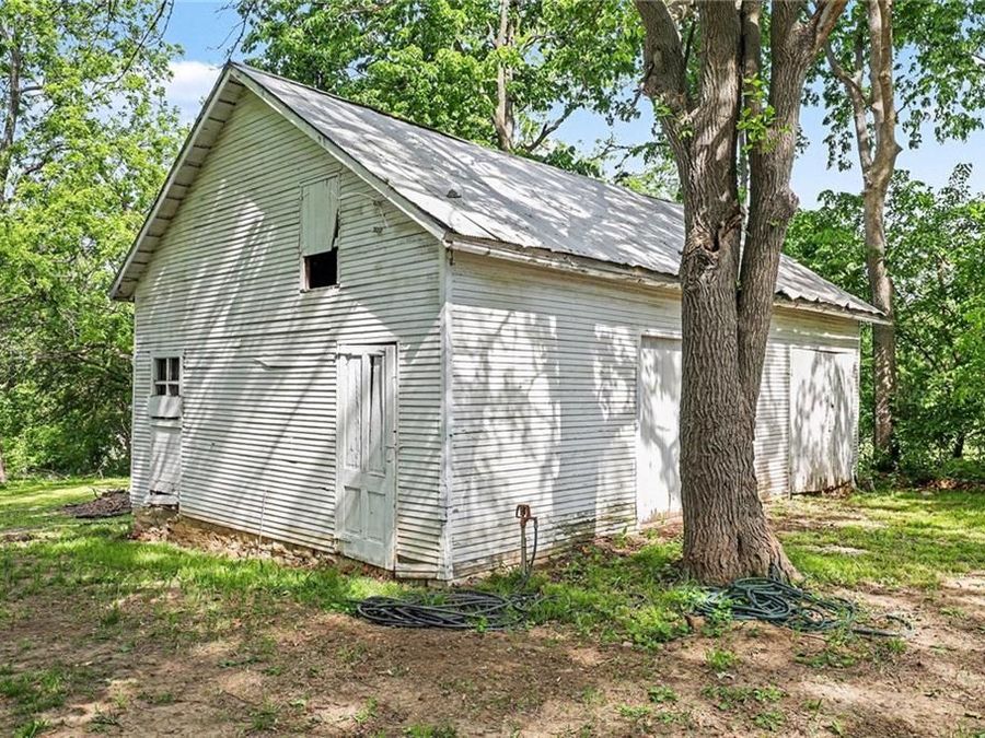 Property Image 32