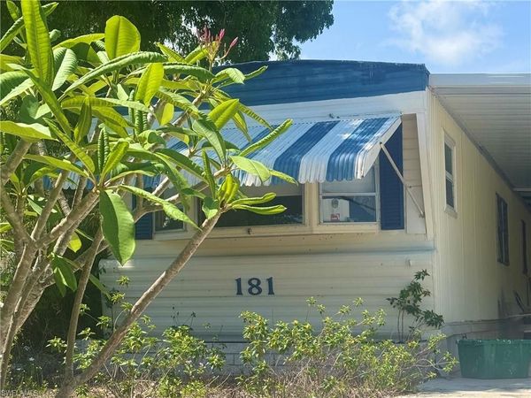 181 Grassy Key LN , Unit 49, NAPLES, FL 34114