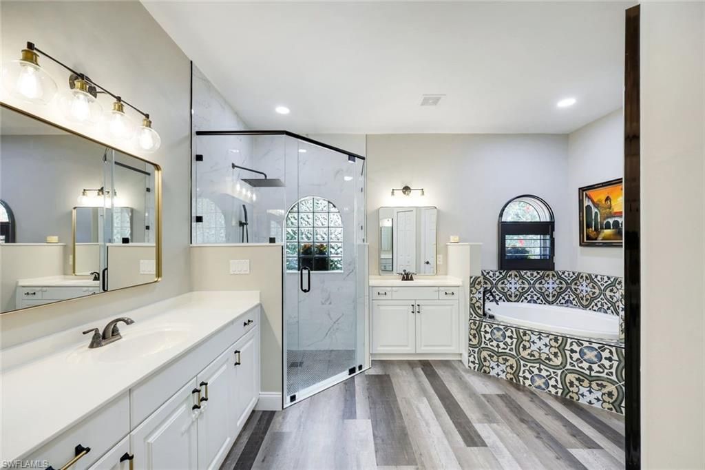 2039 Imperial Cir, Naples, FL 34110 Photo