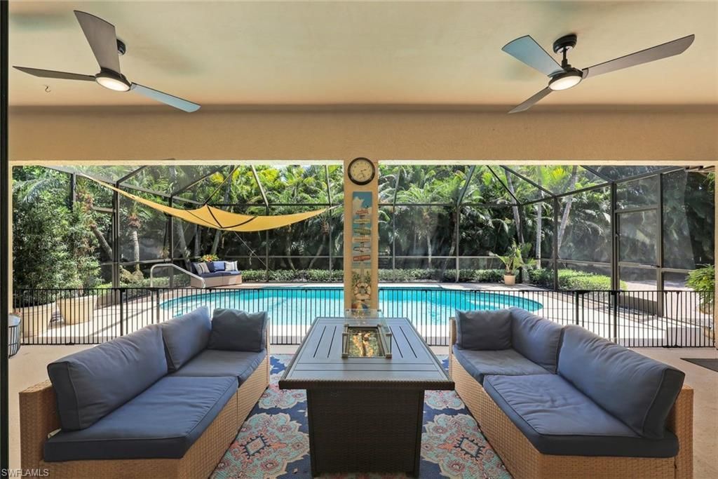 2039 Imperial Cir, Naples, FL 34110 Photo