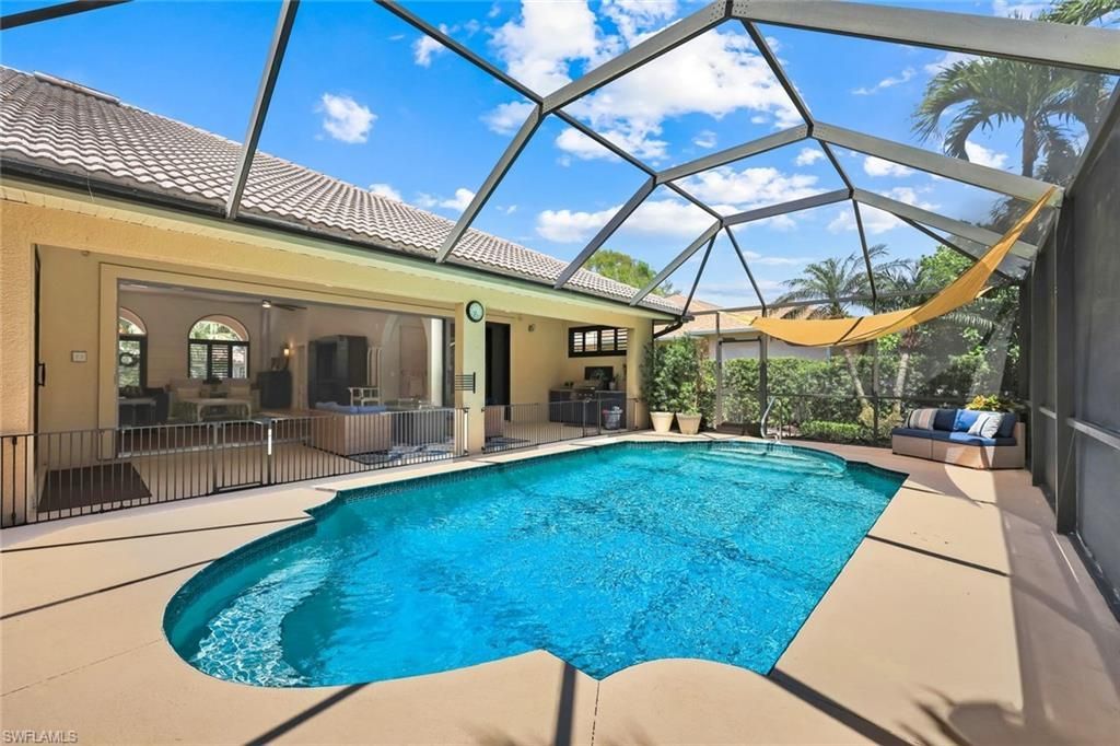 2039 Imperial Cir, Naples, FL 34110 Photo