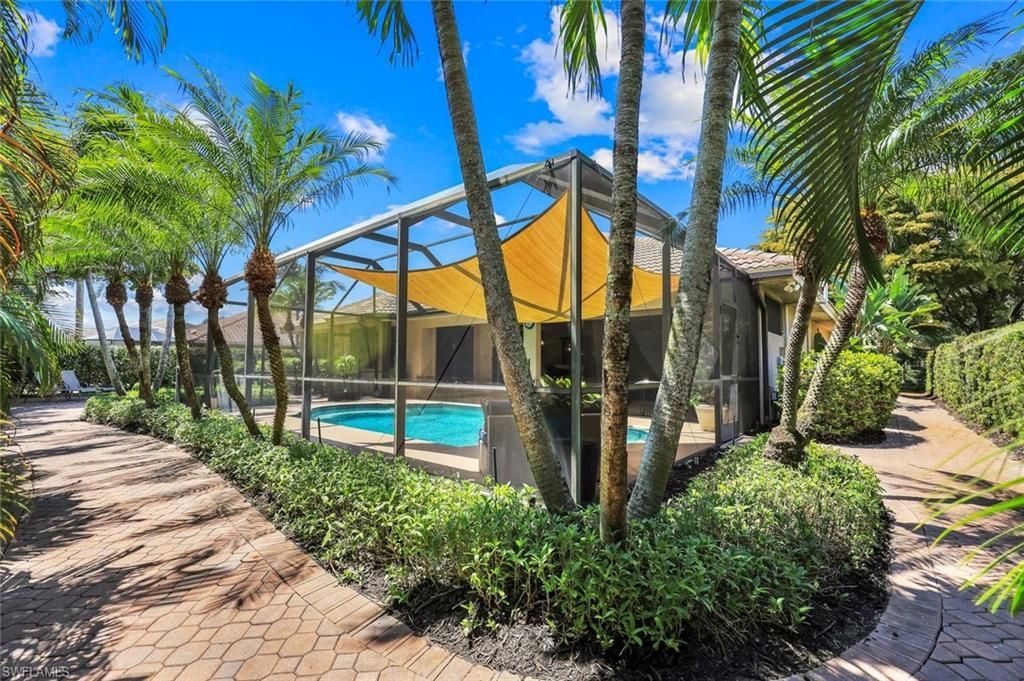 2039 Imperial Cir, Naples, FL 34110 Photo