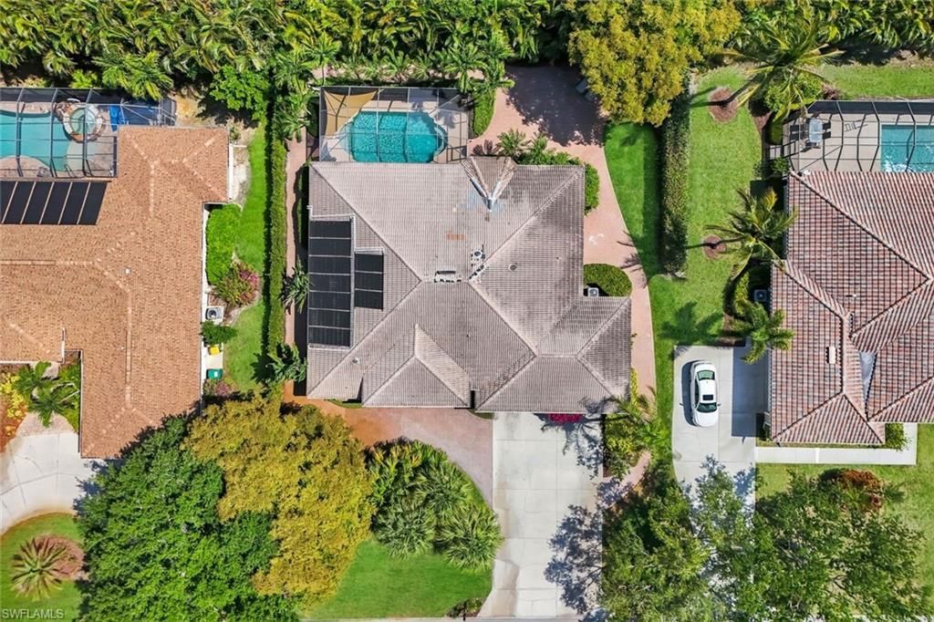 2039 Imperial Cir, Naples, FL 34110 Photo