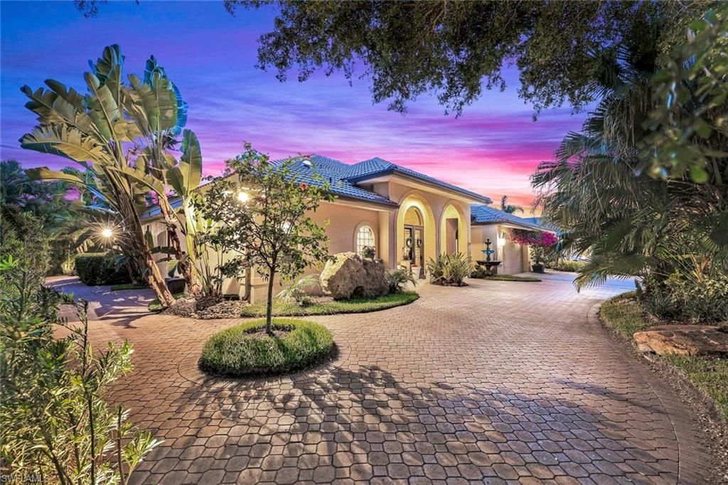 2039 Imperial Cir, Naples, FL 34110 Photo