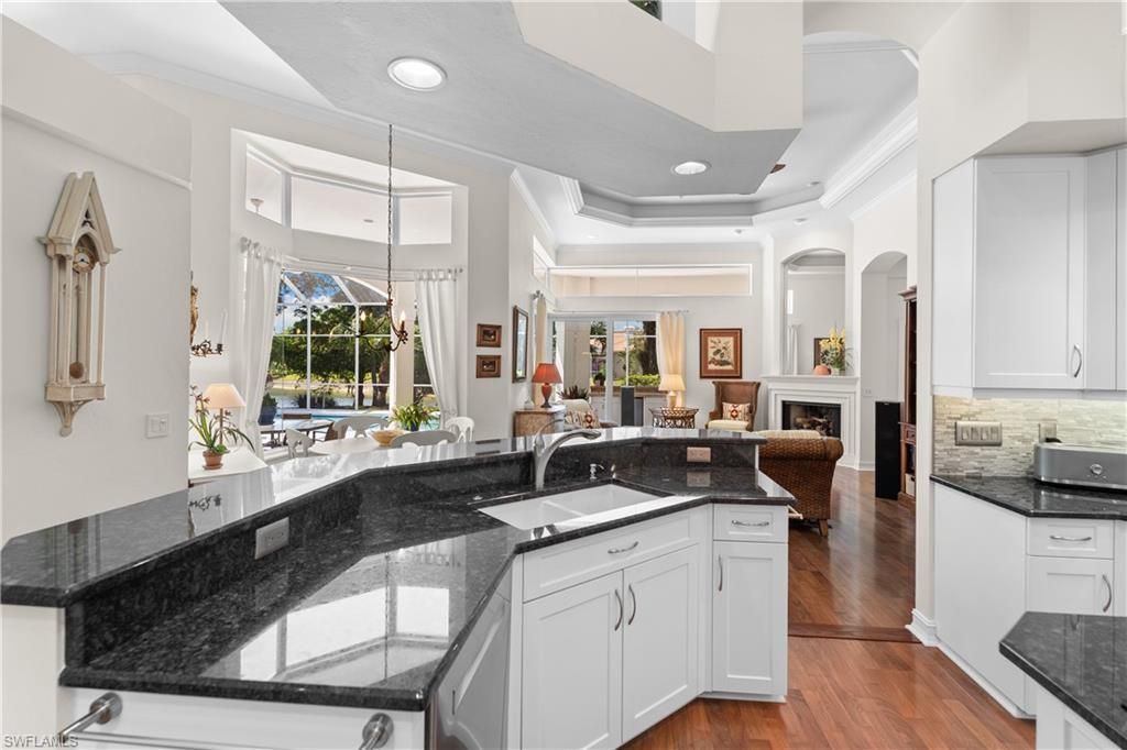 2039 Mission Dr, Naples, FL 34109 Photo