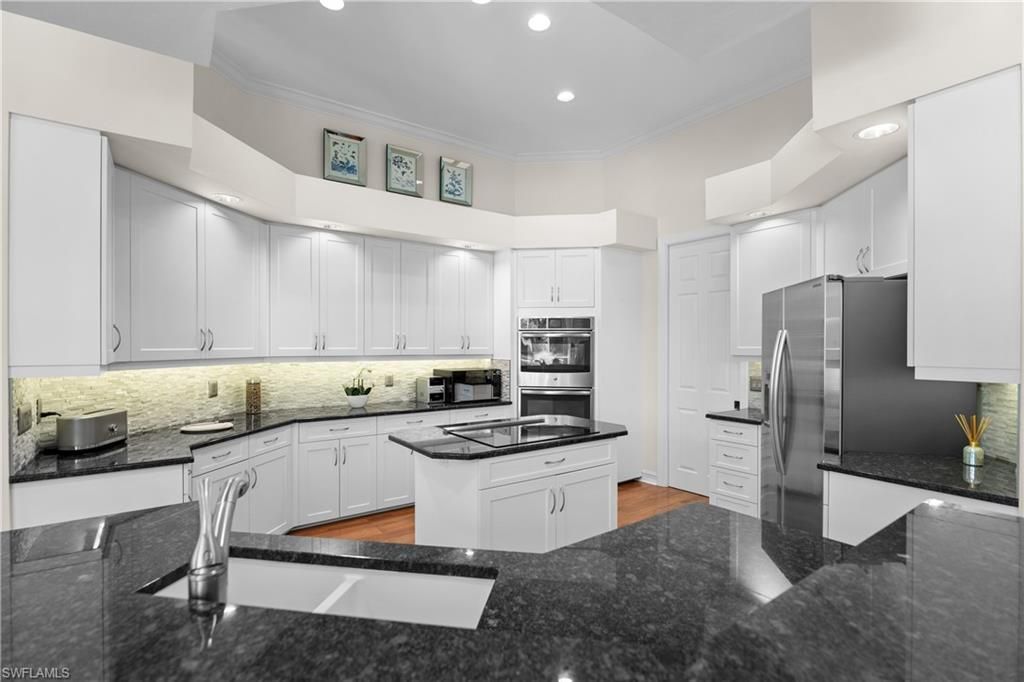 2039 Mission Dr, Naples, FL 34109 Photo