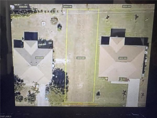 341 NE 27th ST , CAPE CORAL, FL 33909