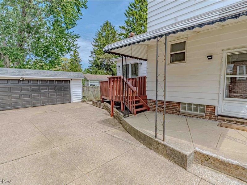 80 Hamilton Street, Berea, OH 44017 Photo 4