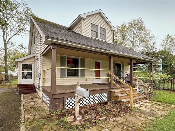33 S Henry S, Berea, OH 44017