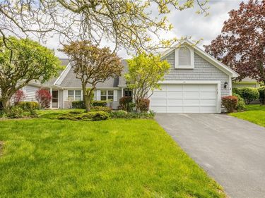 64 Greenwood Park, Pittsford, NY 14534