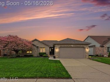 54174 Ego Drive, Macomb Twp, MI 48042