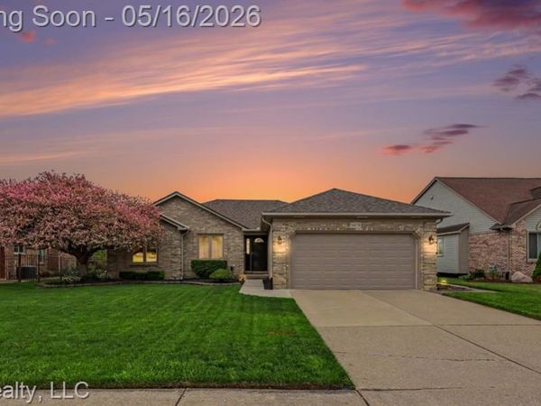 54174 Ego Drive, Macomb Twp, MI 48042