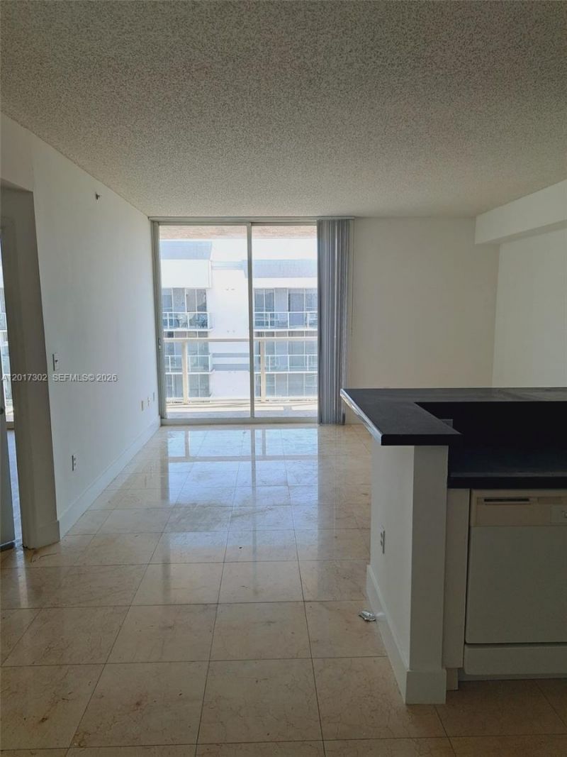 5085 NW 7th St , Unit TS10, Miami, FL 33126 Photo