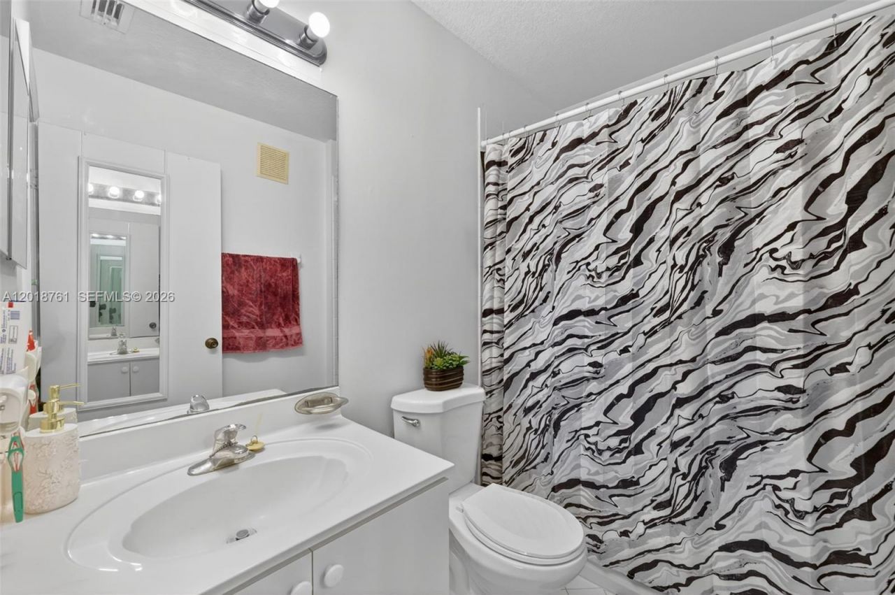 2600 SE 12th Pl , Unit 203, Homestead, FL 33035 Photo
