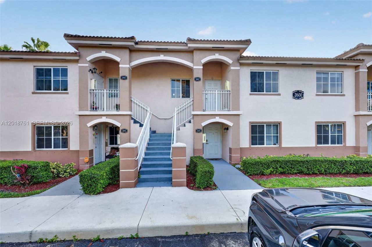 2600 SE 12th Pl , Unit 203, Homestead, FL 33035 Photo
