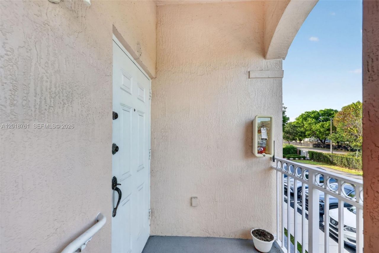 2600 SE 12th Pl , Unit 203, Homestead, FL 33035 Photo