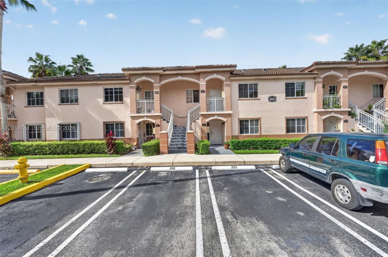 2600 SE 12th Pl, Unit 203, Homestead, FL 33035 Photo