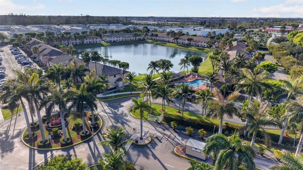 2600 SE 12th Pl , Unit 203, Homestead, FL 33035 Photo