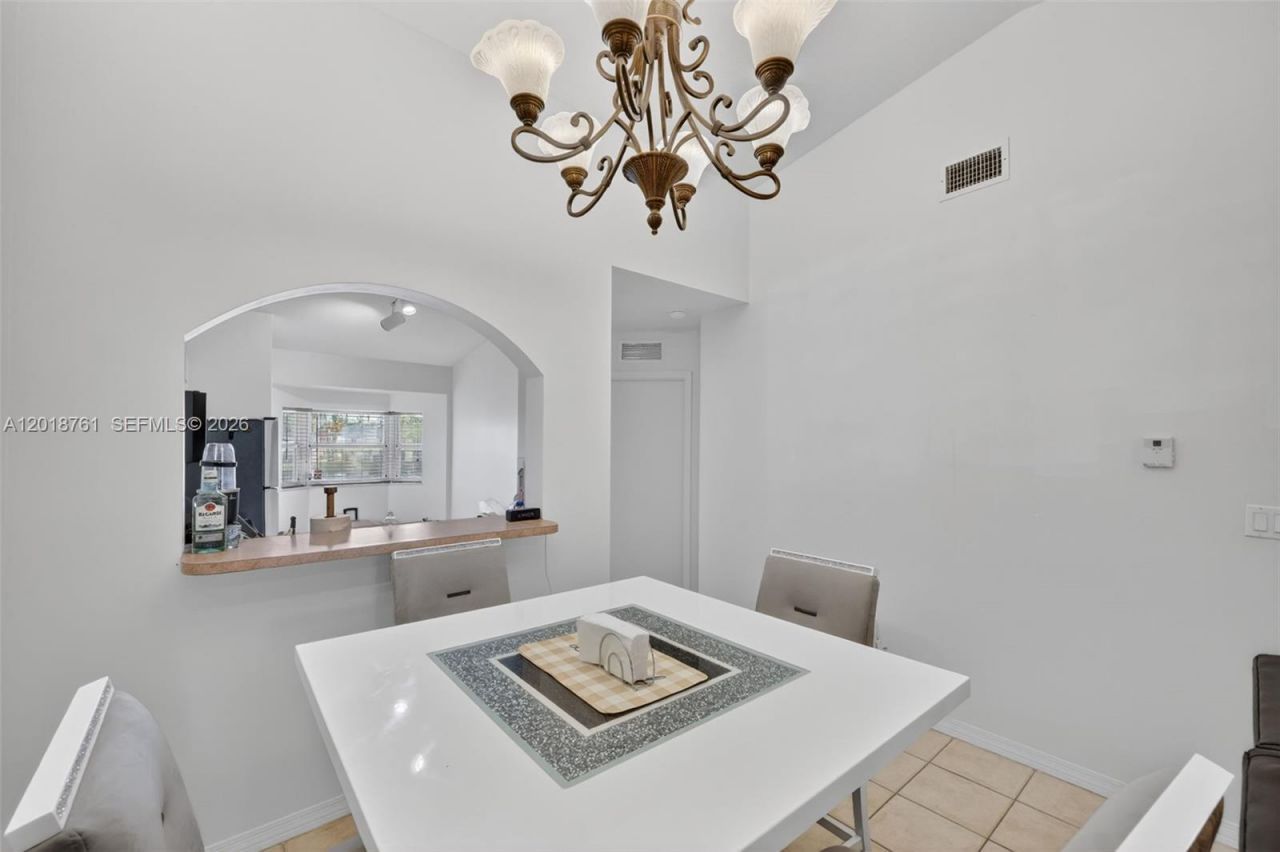 2600 SE 12th Pl , Unit 203, Homestead, FL 33035 Photo