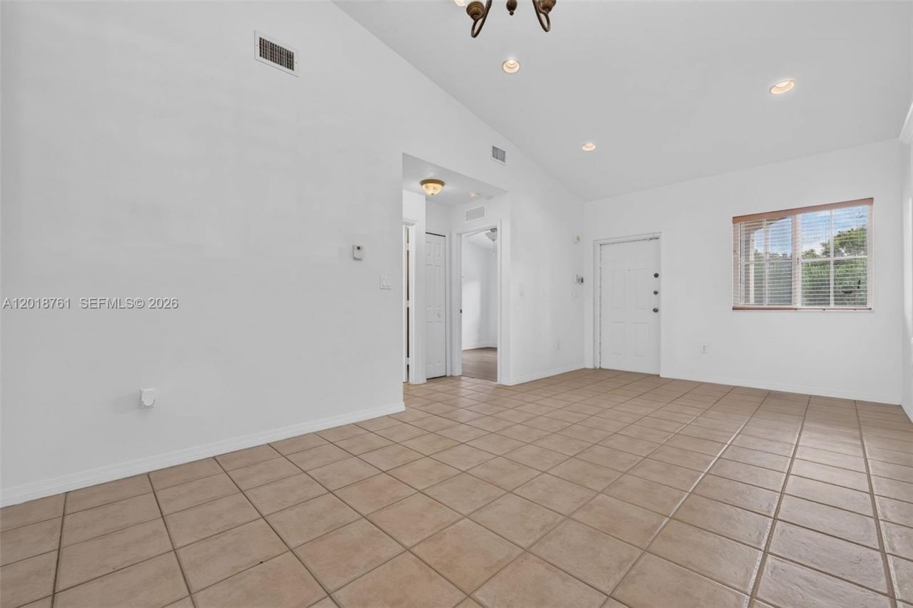 2600 SE 12th Pl, Unit 203, Homestead, FL 33035 Photo