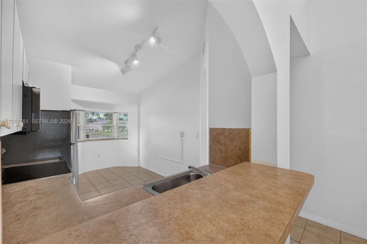 2600 SE 12th Pl, Unit 203, Homestead, FL 33035 Photo