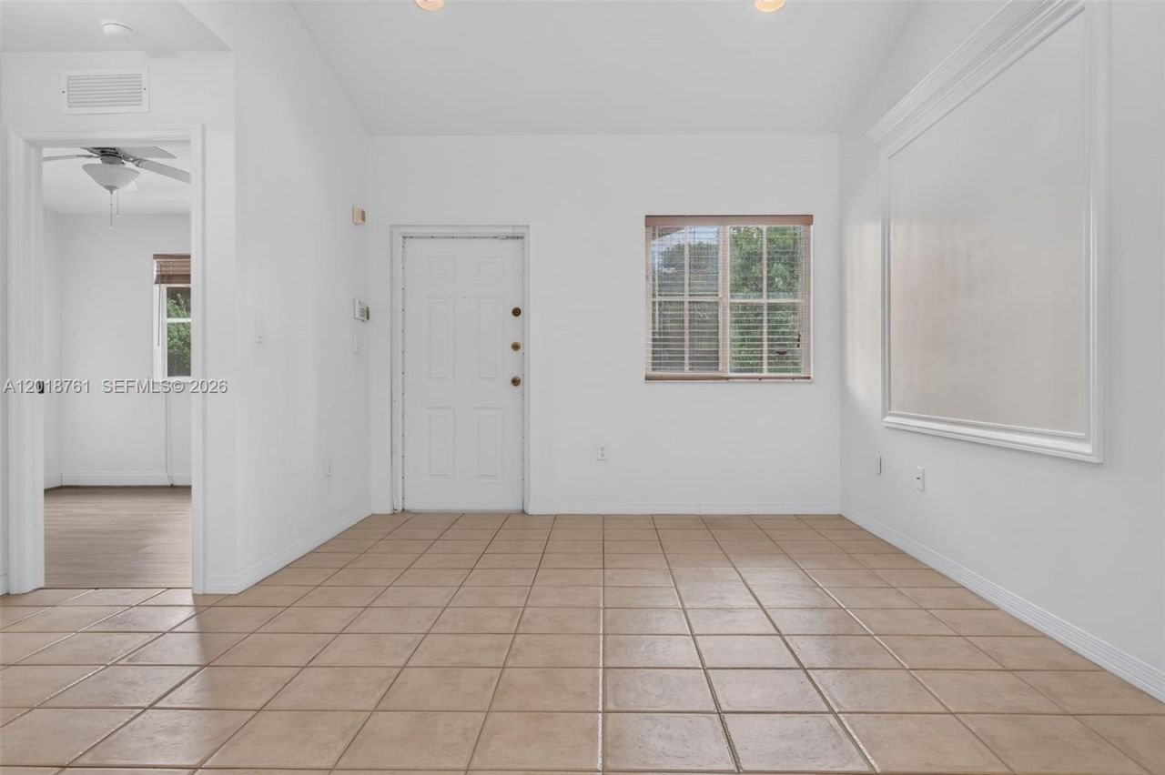 2600 SE 12th Pl, Unit 203, Homestead, FL 33035 Photo