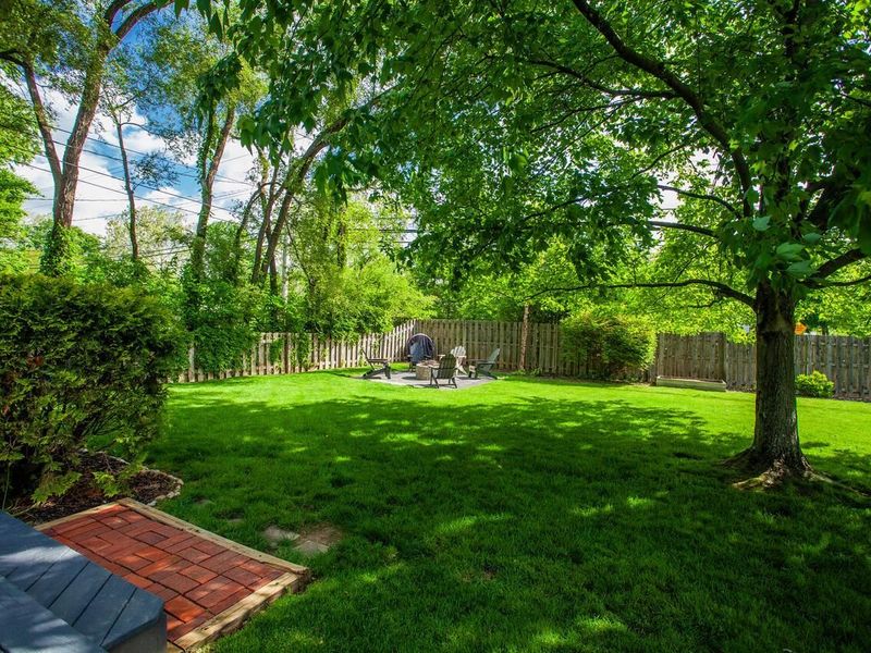 3082 Trentwood Road , Columbus, OH 43221 Photo 10