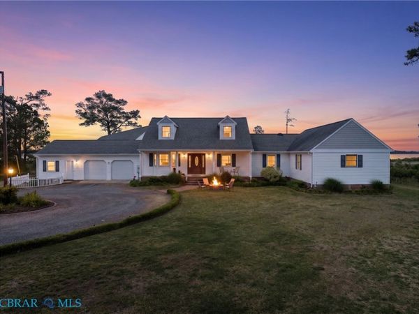 9093 Stump Point, Hayes, VA 23072