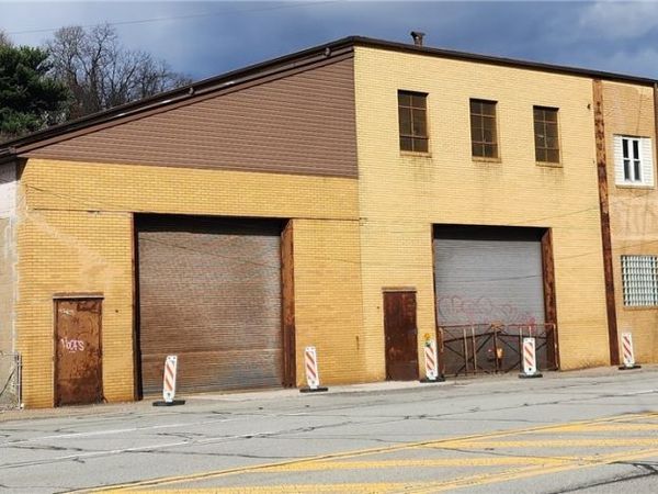 2121 5th Ave, Mckeesport, PA 15132