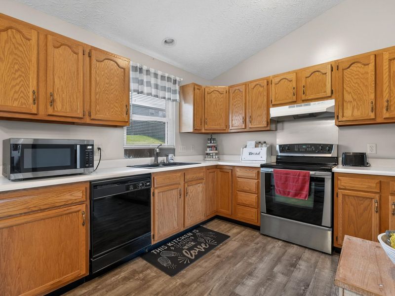 240 Brentwood Drive, Dry Ridge, KY 41035 Photo 5
