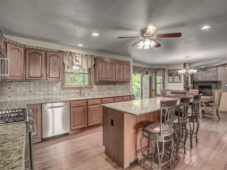 Property Image 11