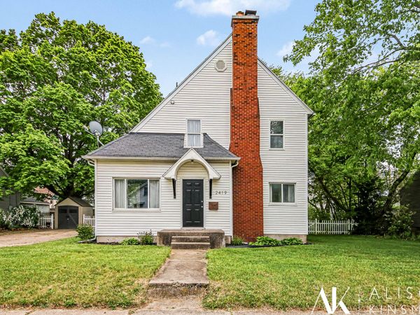 2419 Winfield Avenue SW, Wyoming, MI 49519