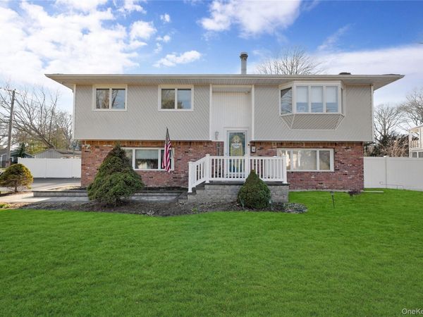1264 Locust Avenue , Bohemia, NY 11716