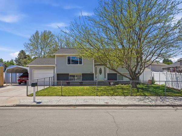 3299 W ROYALWOOD DR S, Taylorsville, UT 84129