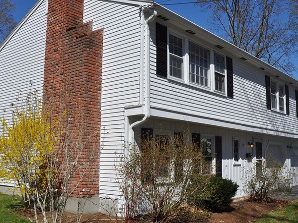 2 Clifford St, Wellesley, MA 02482