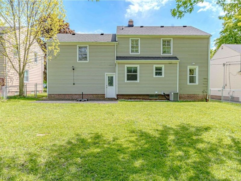 4933 Fairlawn Road , Lyndhurst, OH 44124 Photo 25