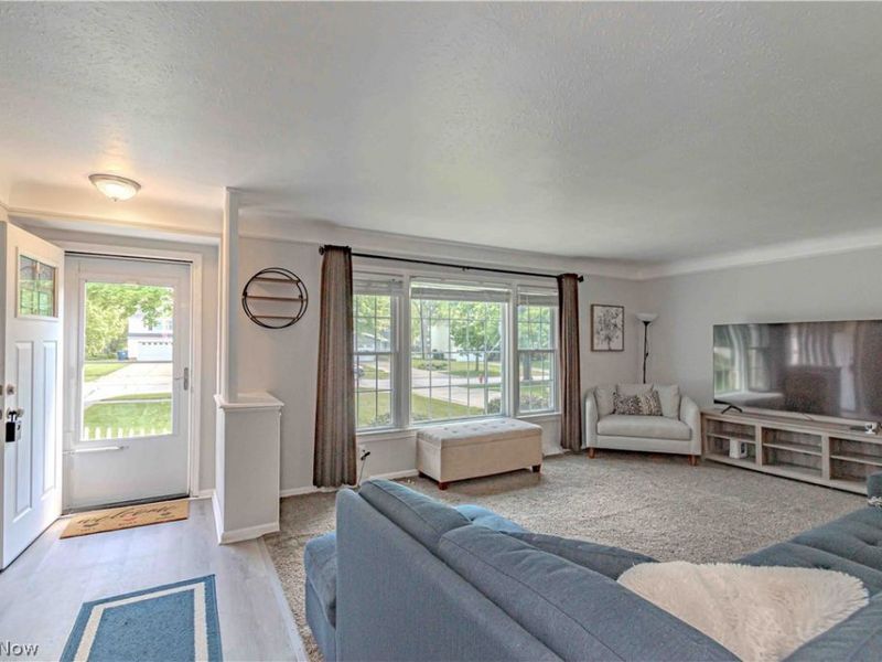 4933 Fairlawn Road , Lyndhurst, OH 44124 Photo 4